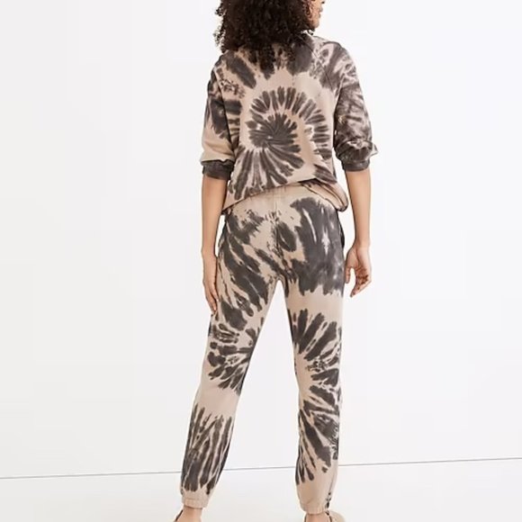 Madewell (Re)sourced Cotton Retro Sweatpants in Swirl Tie-Dye - Picture 2 of 6